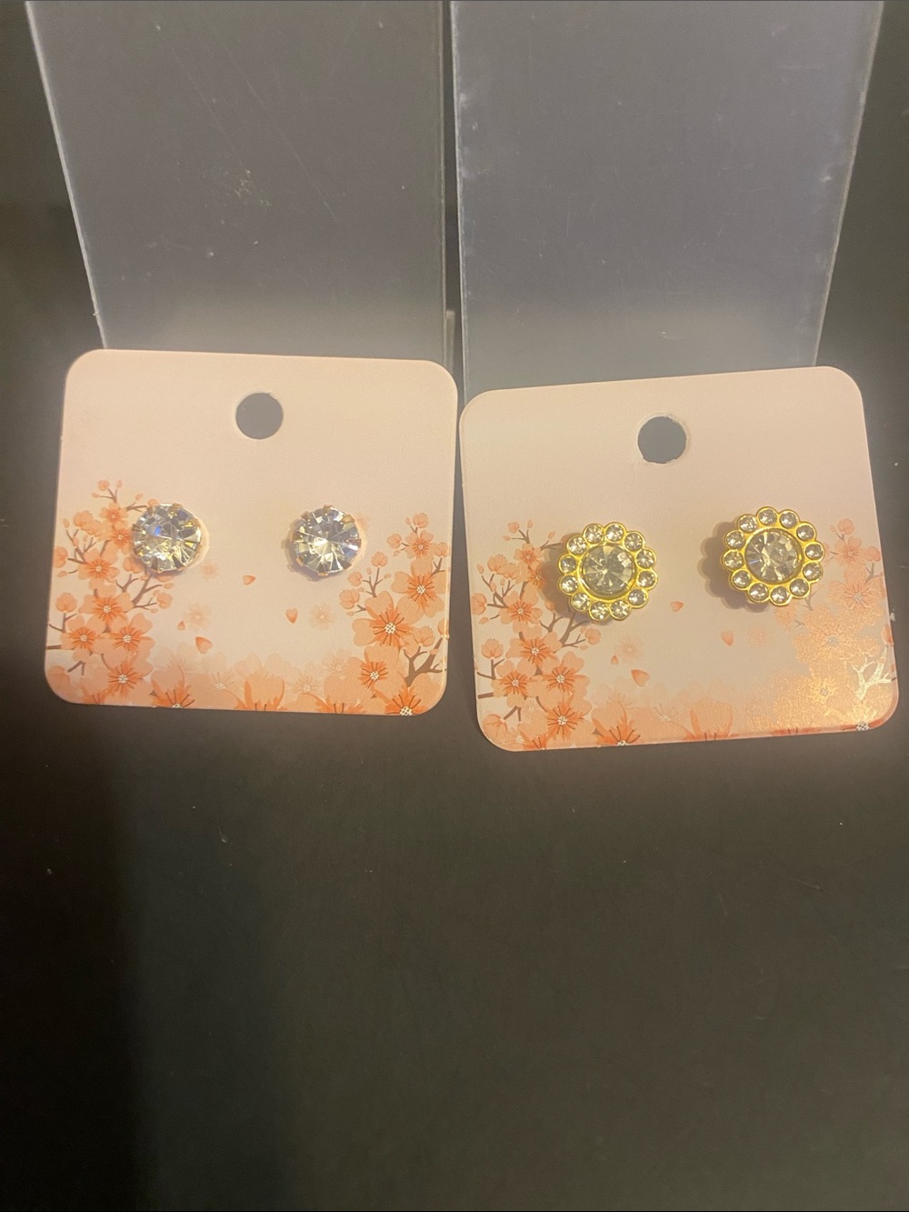 Fashion Jewelry Clear Crystal and Gold Flower Stud Earrings Set